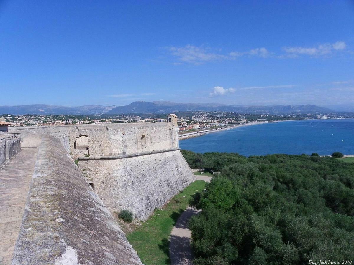 Le Rocher Αντίμπ Εξωτερικό φωτογραφία